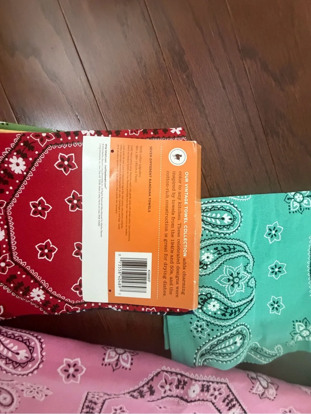 NEW 6 Martha Stewart Everyday kitchen dish towels Pink Paisley Bandana pattern
